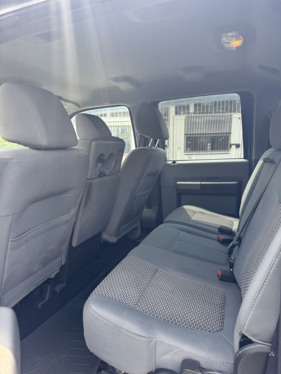 2011 Ford F-250 Image 16