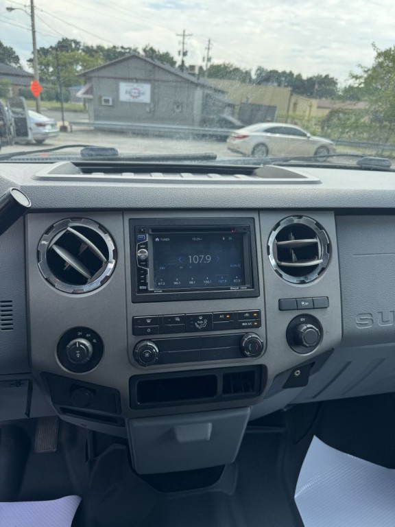 2011 Ford F-250 Image 19