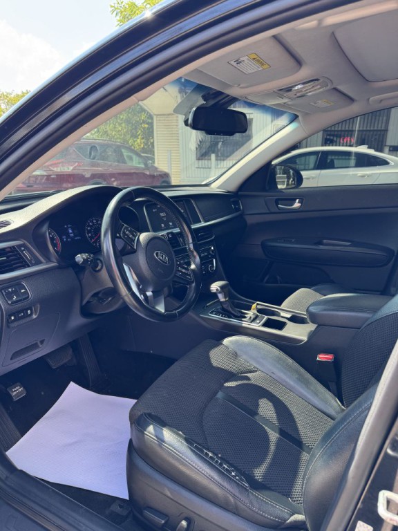 2019 Kia Optima Image 9
