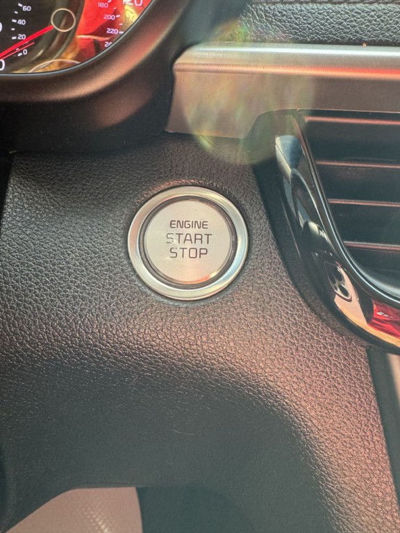 2019 Kia Optima Image 18