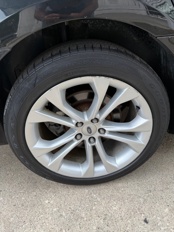 2013 Ford Taurus Image 10