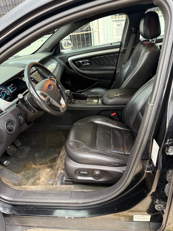 2013 Ford Taurus Image 15