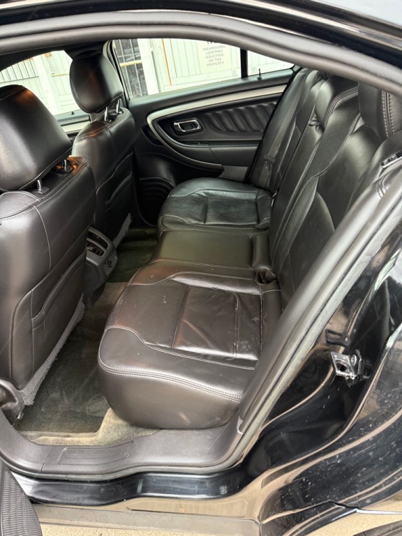 2013 Ford Taurus Image 16