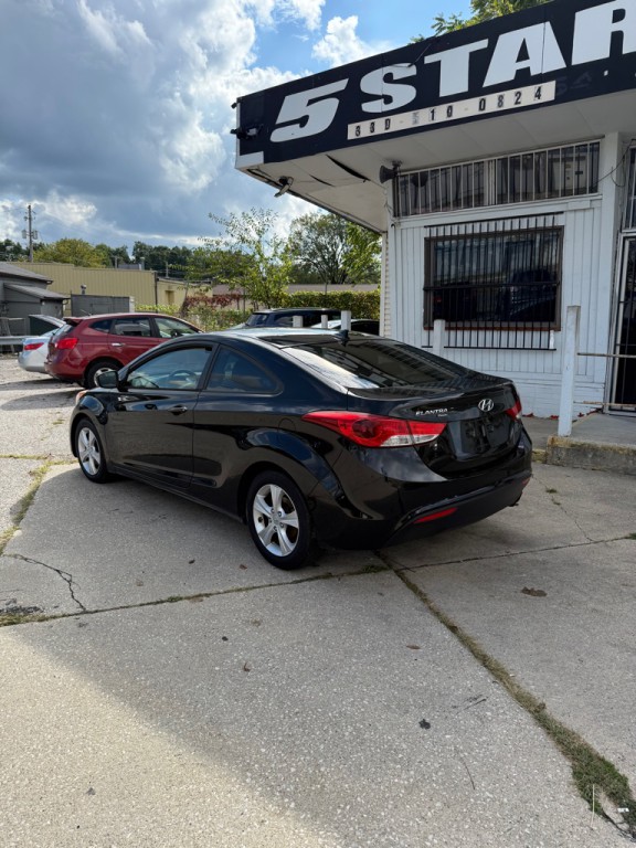 2013 Hyundai Elantra Image 5