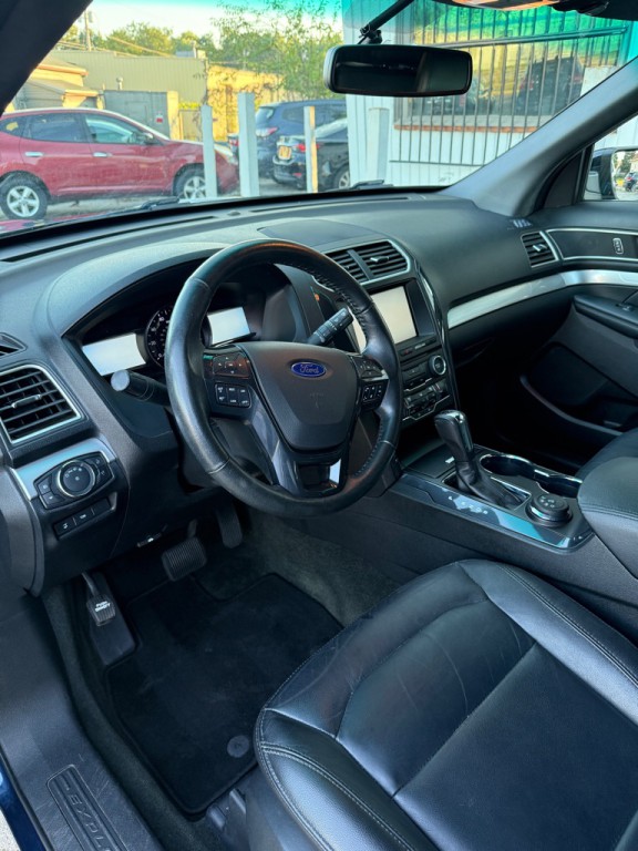 2016 Ford Explorer Image 14