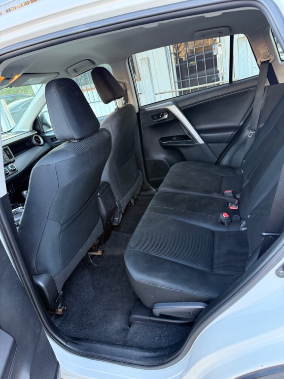 2016 Toyota Rav4 Image 15