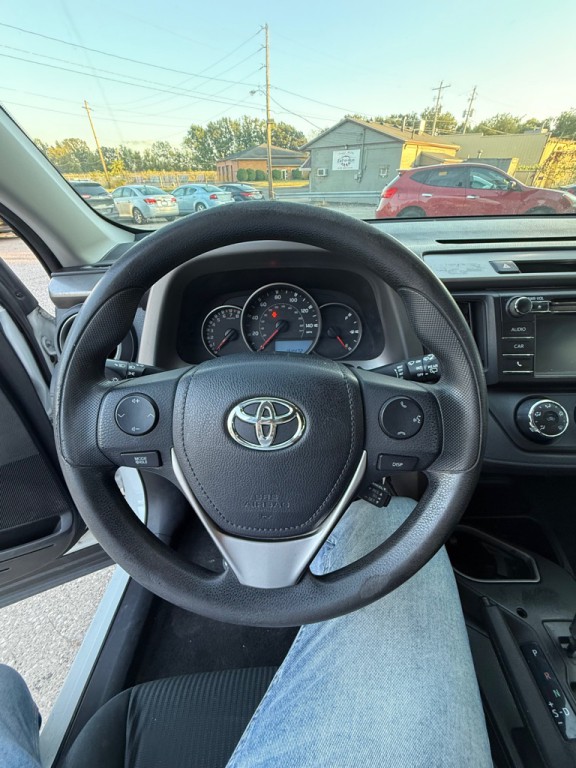 2016 Toyota Rav4 Image 17