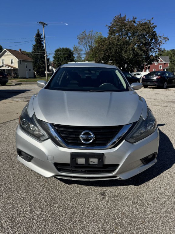 2017 Nissan Altima Image 7