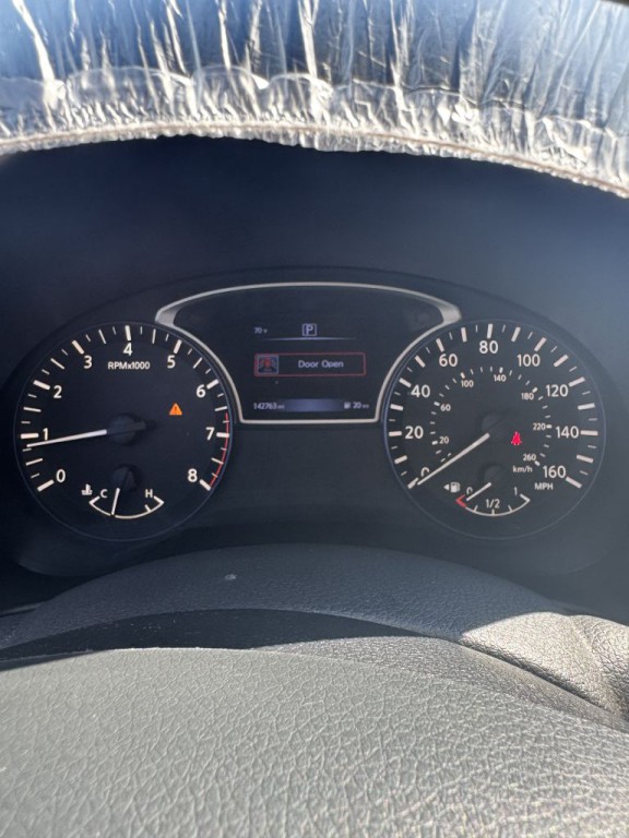 2017 Nissan Altima Image 11