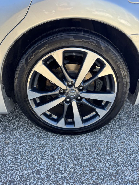 2017 Nissan Altima Image 18