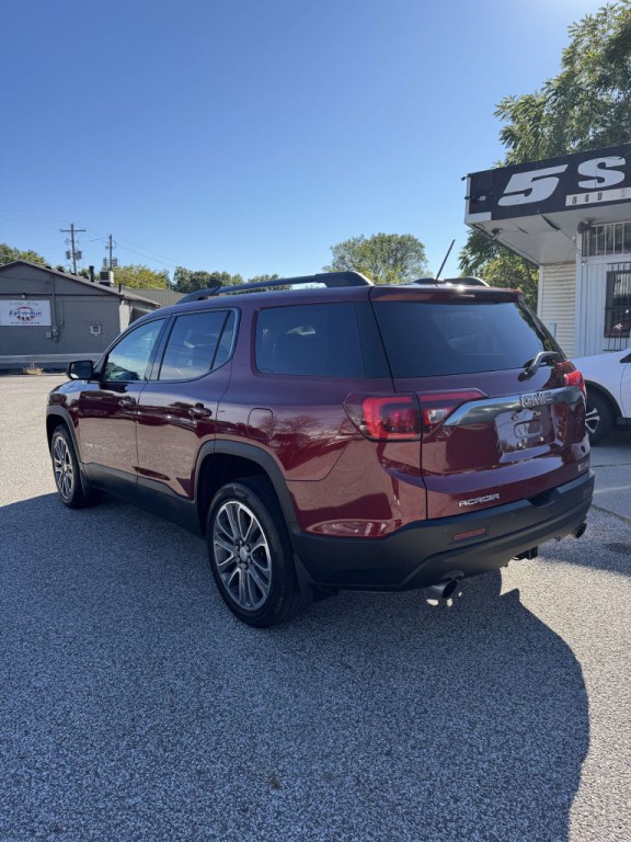 2017 GMC Acadia Image 3