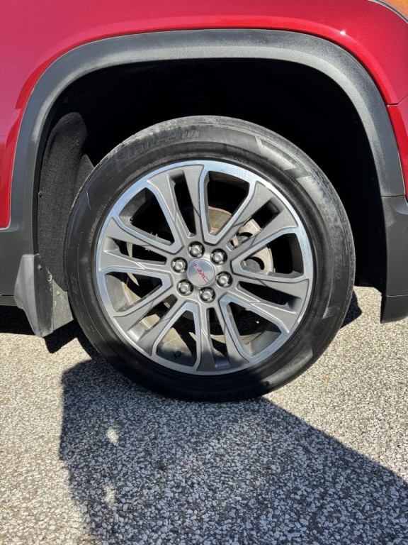 2017 GMC Acadia Image 12