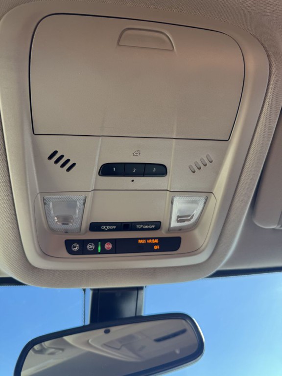 2017 GMC Acadia Image 21