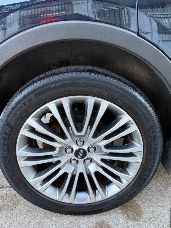 2017 Lincoln MKX Image 8