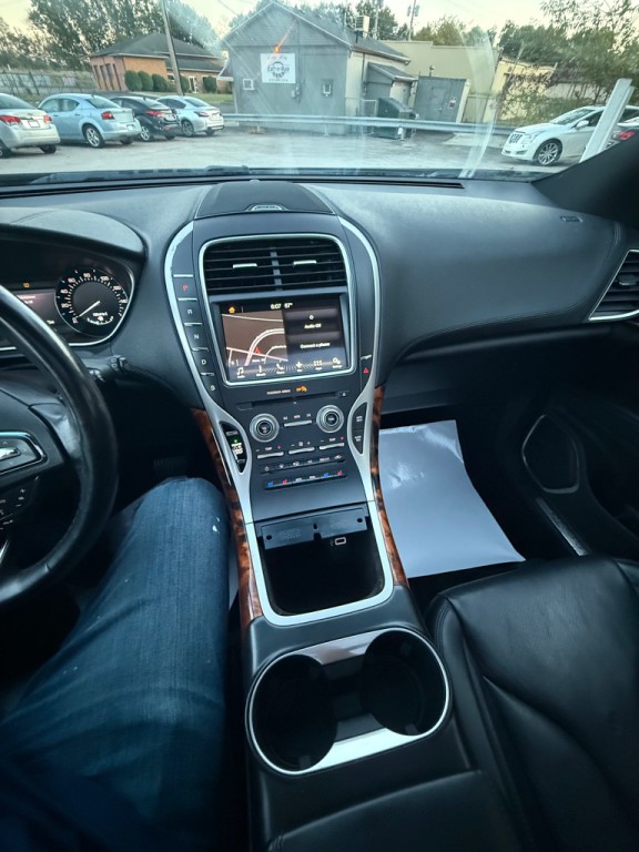 2017 Lincoln MKX Image 20