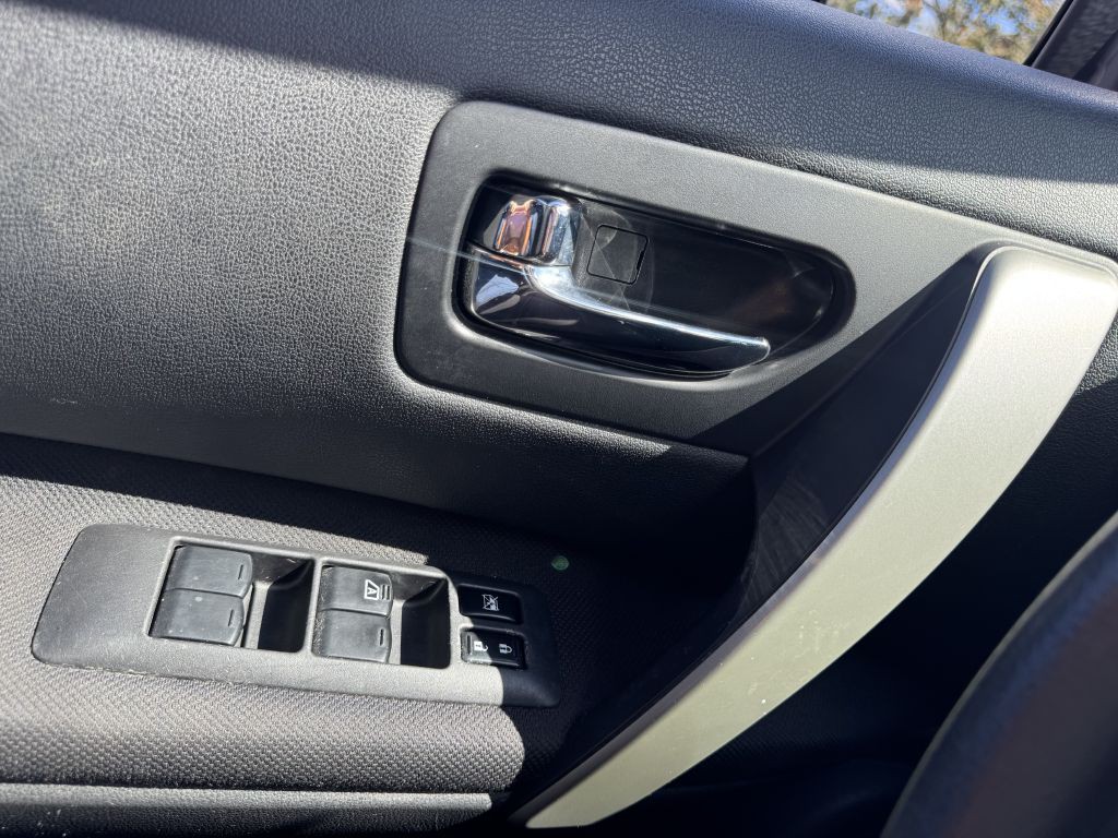2010 Nissan Rogue Image 14