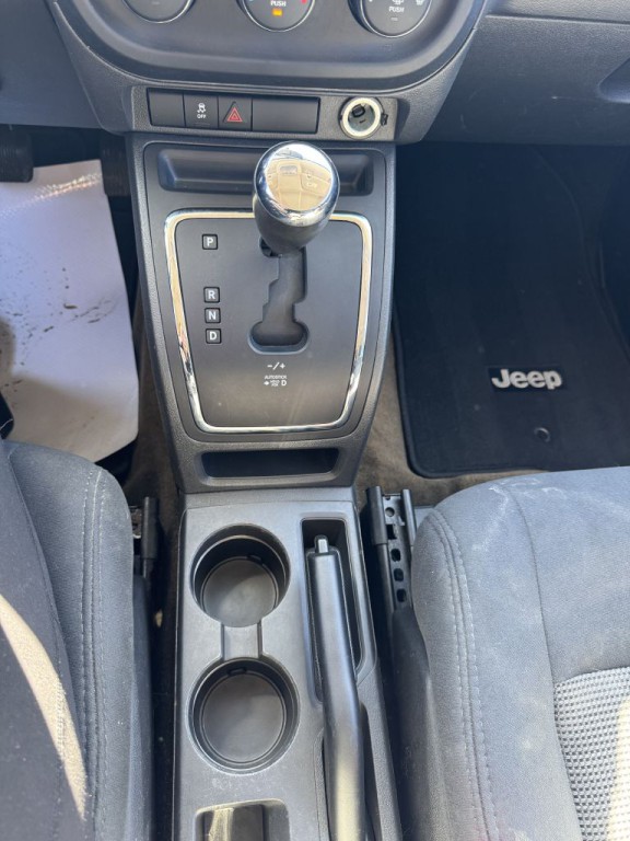 2016 Jeep Compass Image 19