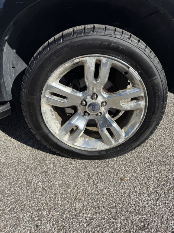 2010 Ford Explorer Image 12
