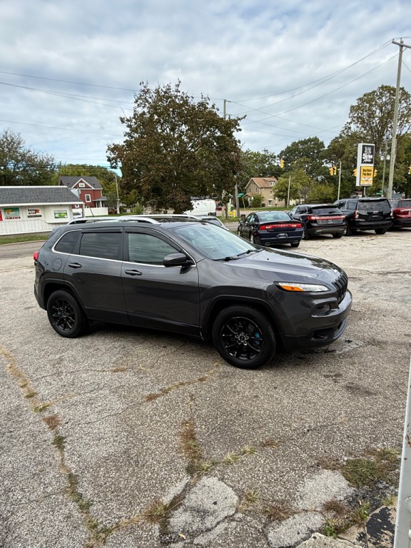 2016 Jeep Cherokee Image 7