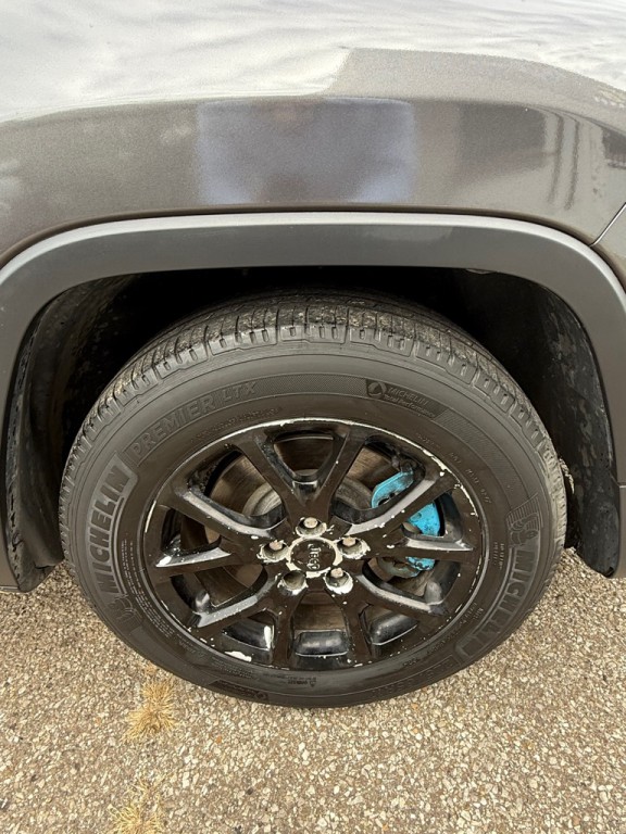 2016 Jeep Cherokee Image 8