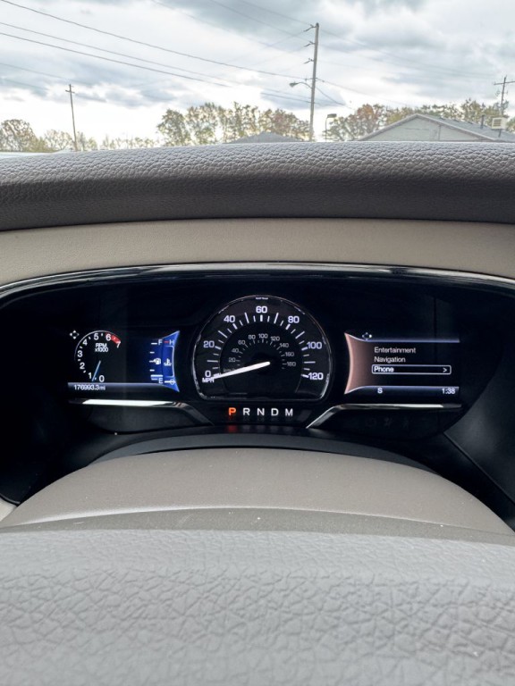 2017 Lincoln Navigator Image 20