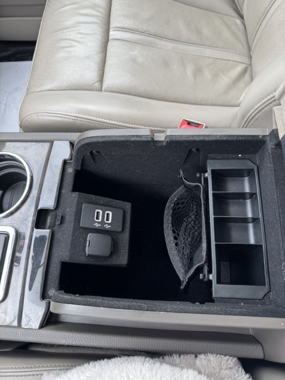 2017 Lincoln Navigator Image 22