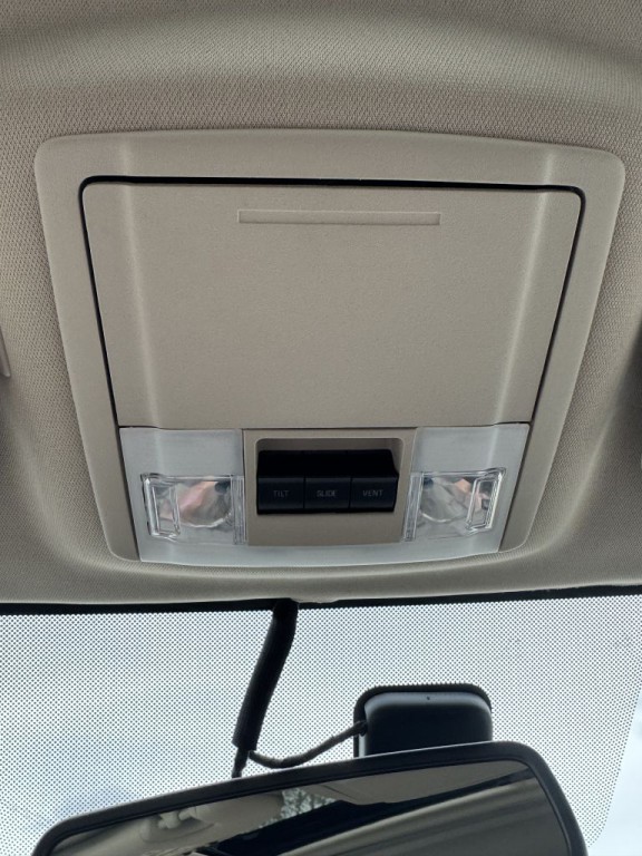 2017 Lincoln Navigator Image 25