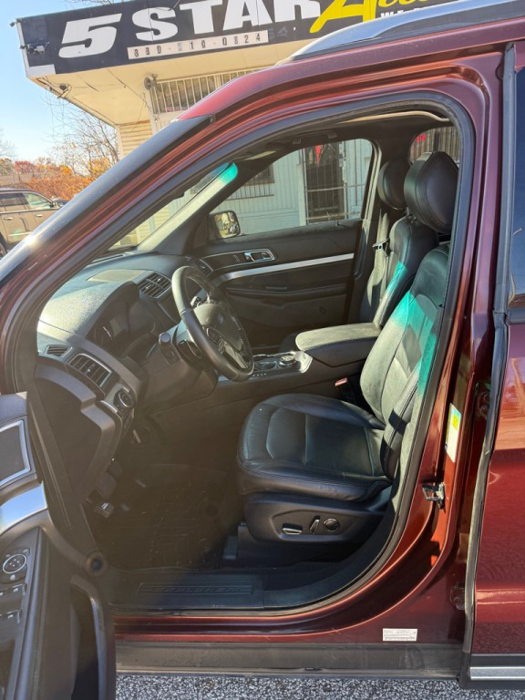 2016 Ford Explorer Image 14