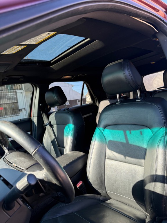 2016 Ford Explorer Image 19