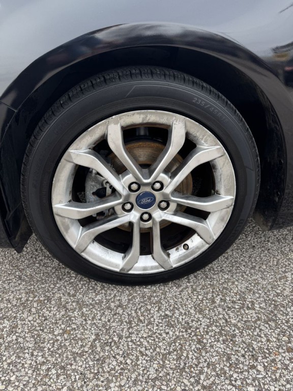 2019 Ford Fusion Image 9