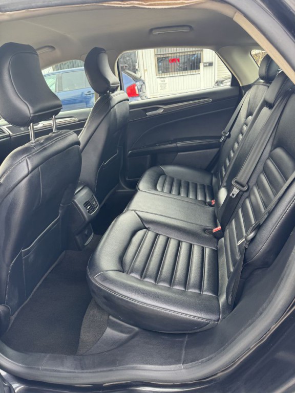 2019 Ford Fusion Image 25