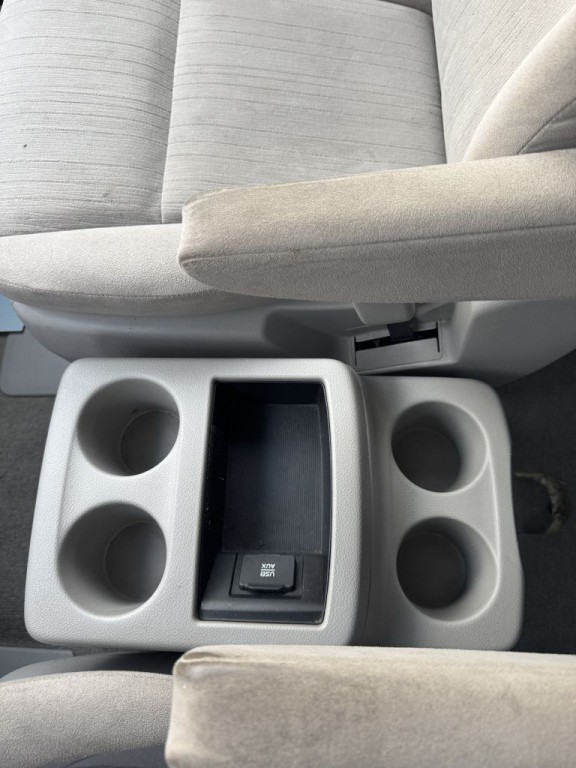 2017 Nissan Quest Image 18