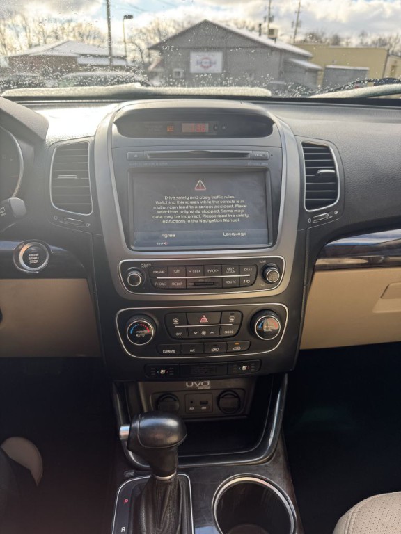 2014 Kia Sorento Image 17