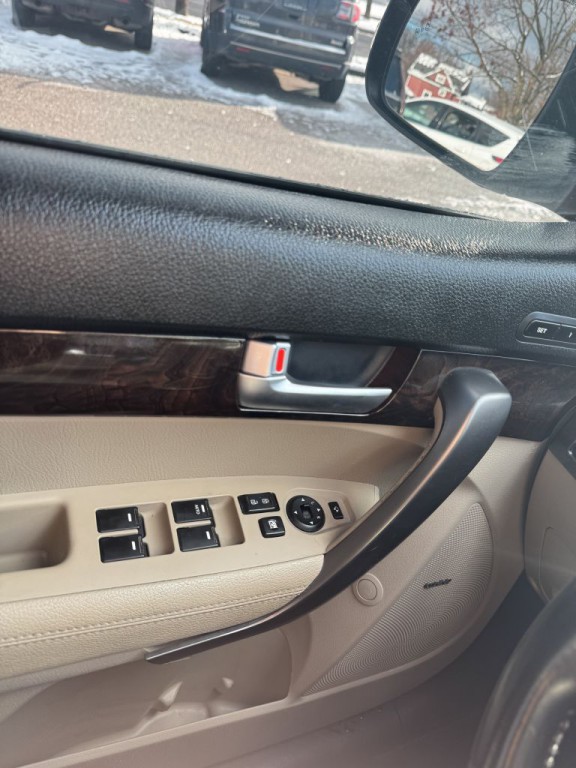 2014 Kia Sorento Image 21