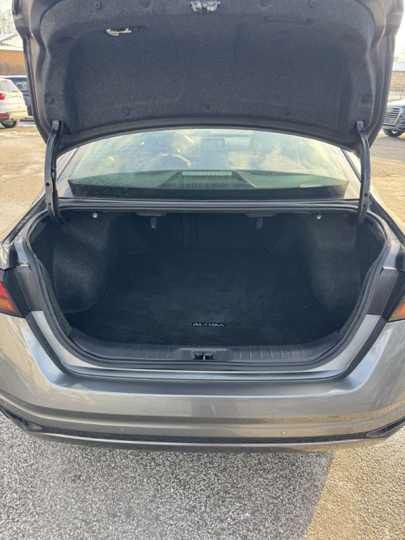 2021 Nissan Altima Image 25
