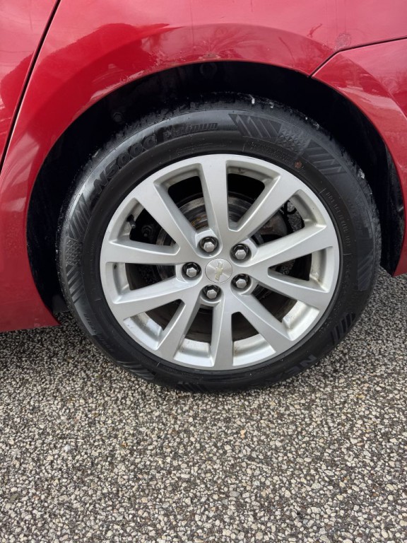 2013 Chevrolet Malibu Image 10