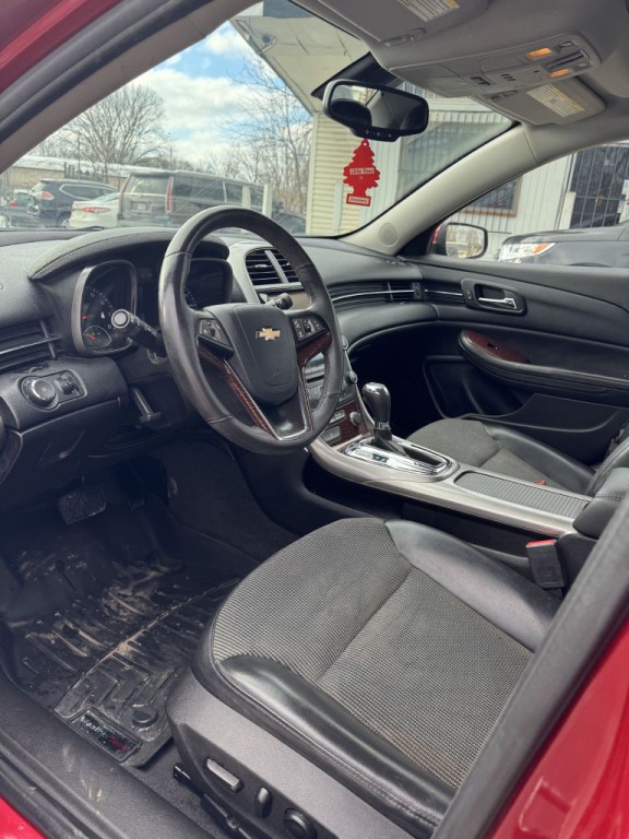 2013 Chevrolet Malibu Image 13