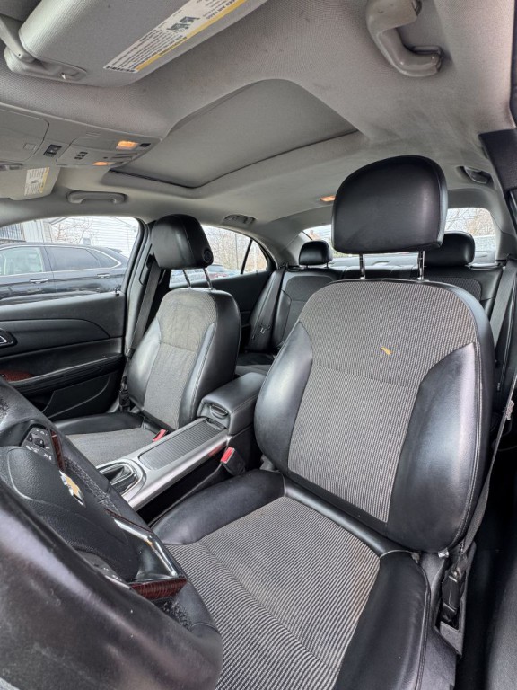 2013 Chevrolet Malibu Image 14