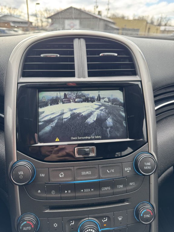 2013 Chevrolet Malibu Image 19