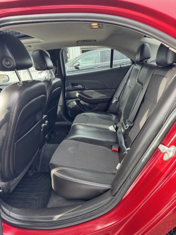 2013 Chevrolet Malibu Image 25