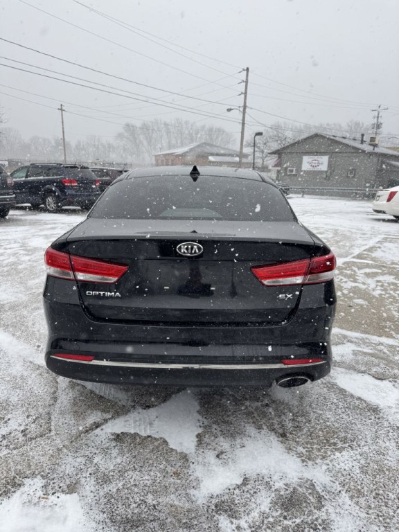 2017 Kia Optima Image 4