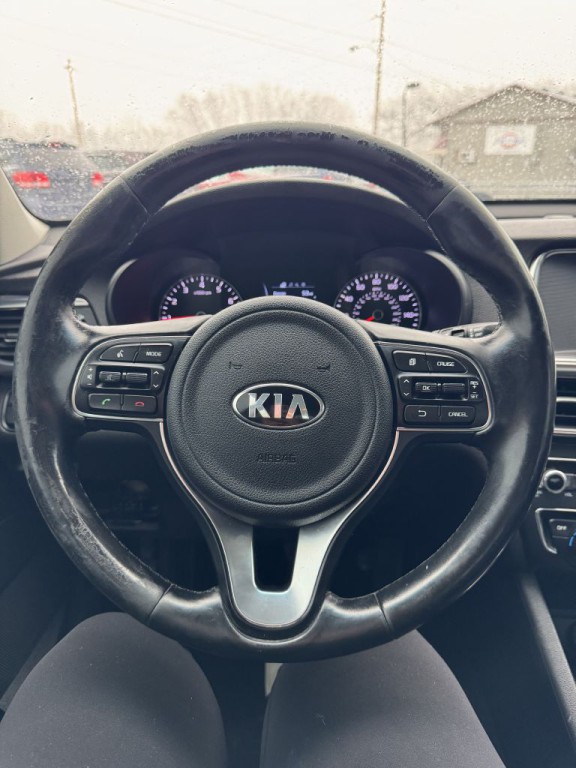 2017 Kia Optima Image 14