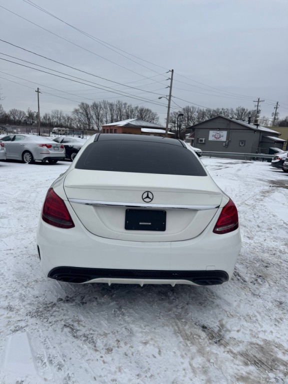 2017 Mercedes-Benz C-Class Image 4