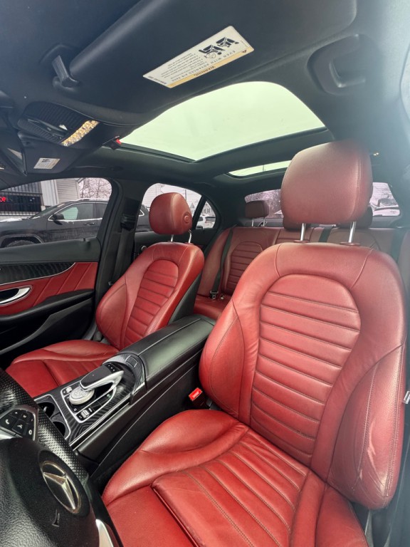 2017 Mercedes-Benz C-Class Image 14