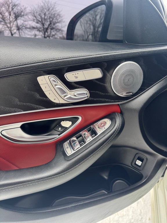 2017 Mercedes-Benz C-Class Image 15