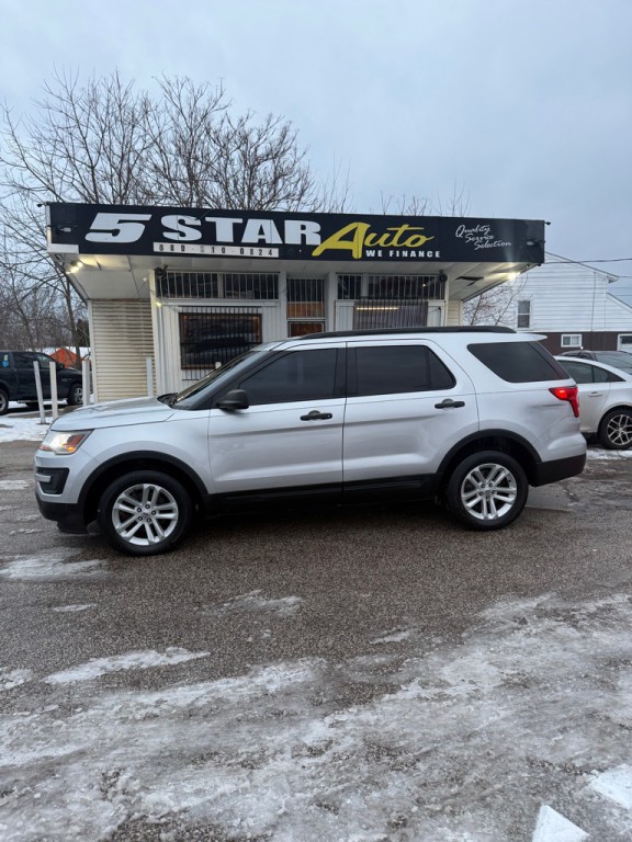 2017 Ford Explorer Image 4