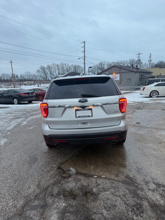 2017 Ford Explorer Image 6