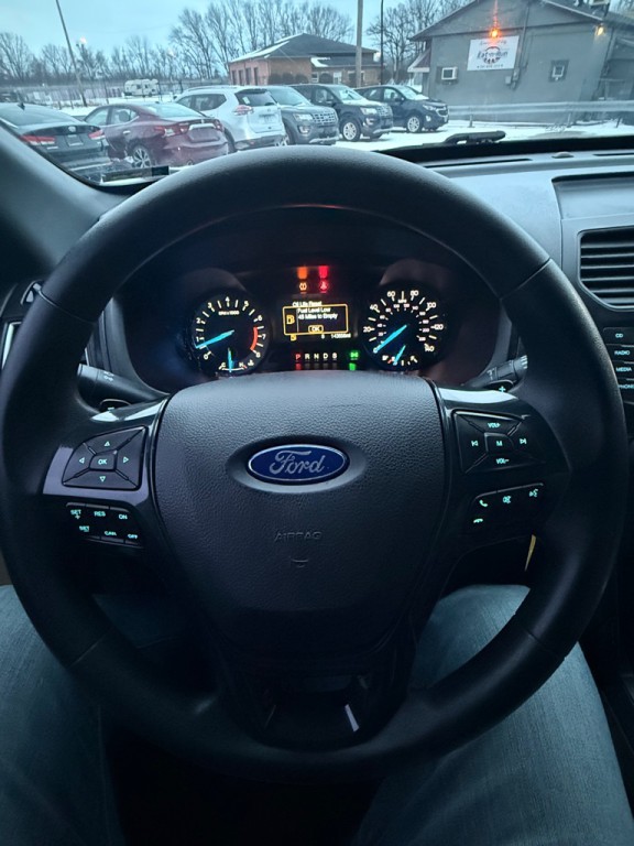 2017 Ford Explorer Image 20