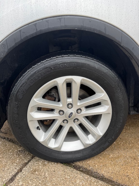 2017 Ford Explorer Image 7