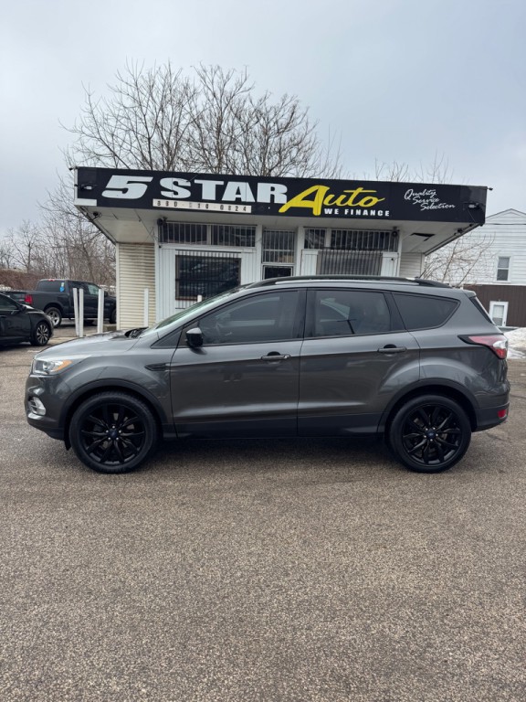 2018 Ford Escape Image 2